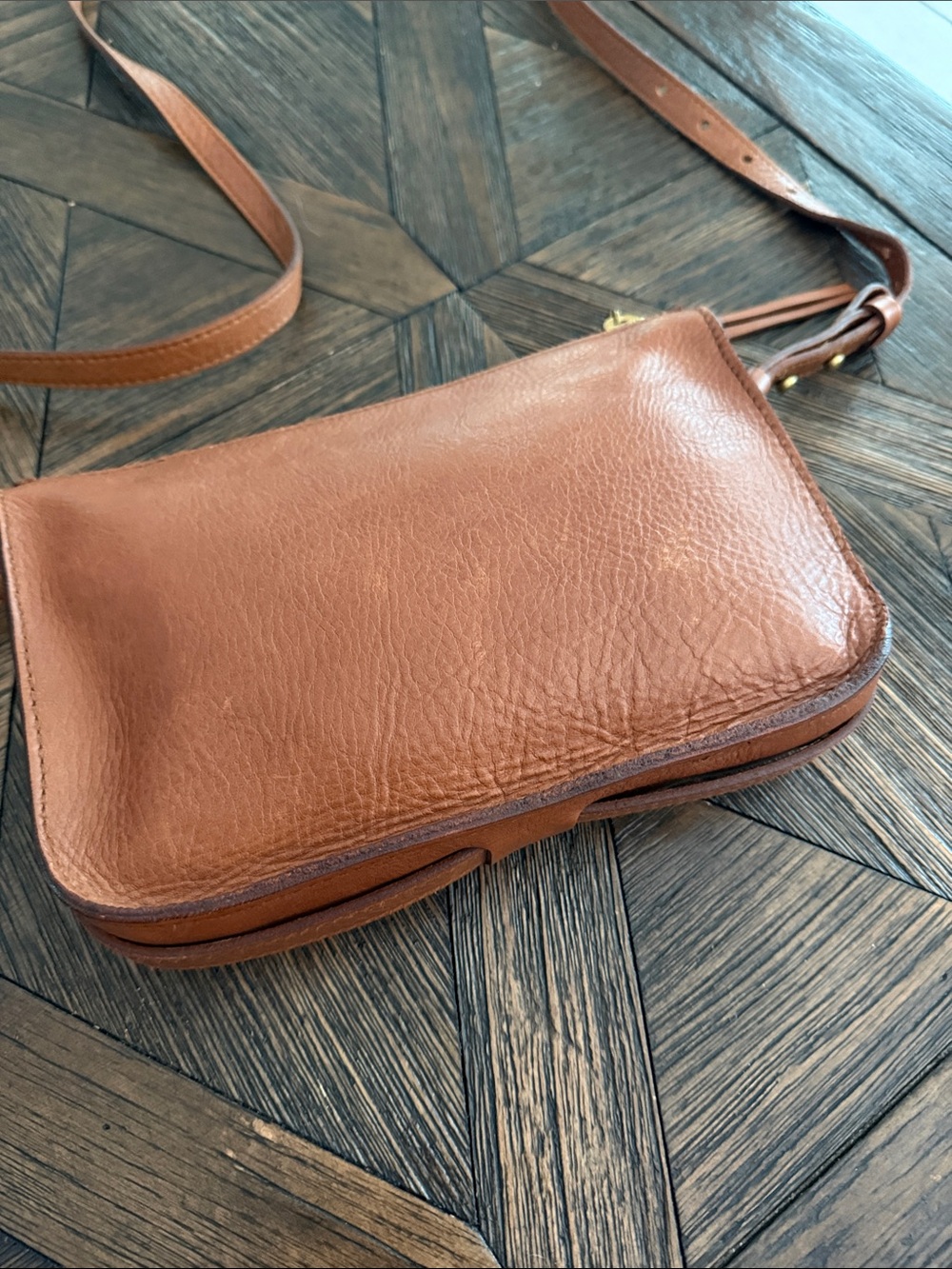 Madewell Simple Brown Leather Crossbody Bag Adjustable Strap - Picture 2 of 9